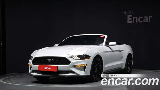 Ford Mustang Convertible