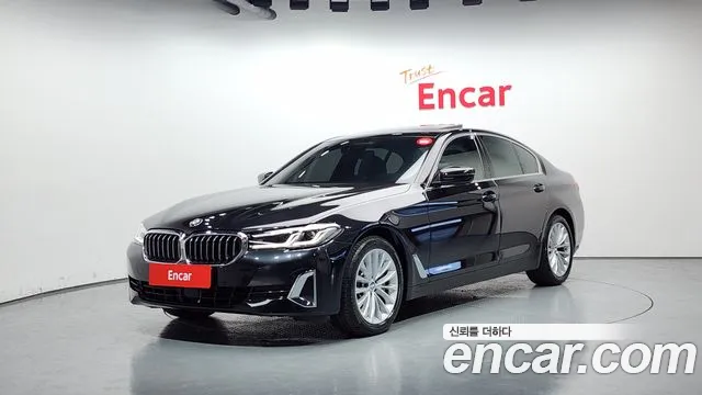 BMW 5-Series 530i Luxury