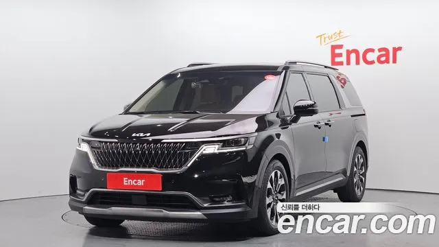 Kia Carnival 9-Seater Noblesse