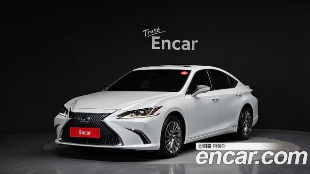 Lexus ES Luxury Plus