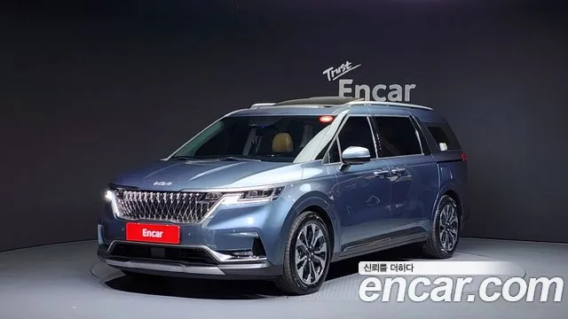 Kia Carnival 7-Seater Noblesse