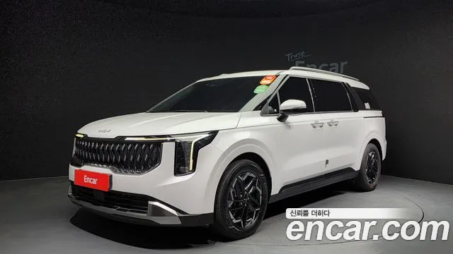 Kia Carnival Gasoline 9-Seater Noblesse