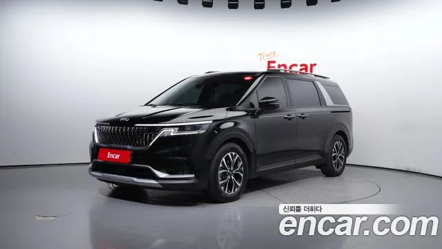 Kia Carnival 9-Seater Prestige