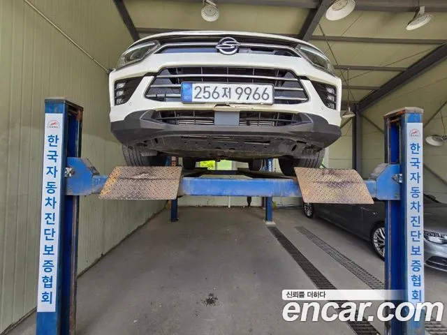 KG Mobility (Ssangyong) KORANDO Plus