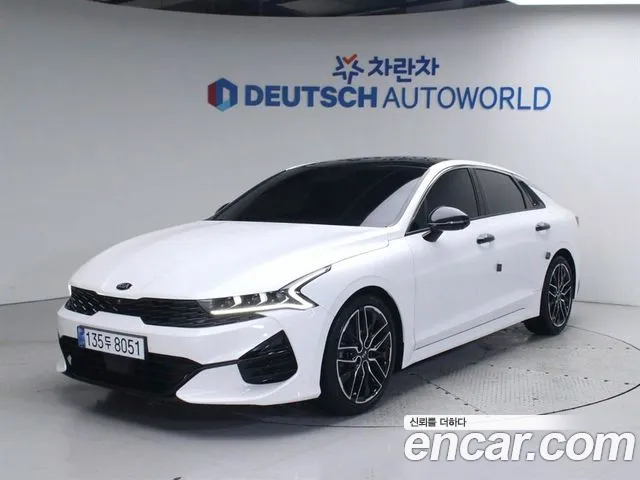 Kia K5 Signature
