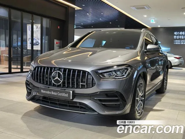 Mercedes-Benz GLA-Class GLA45 AMG 4MATIC+