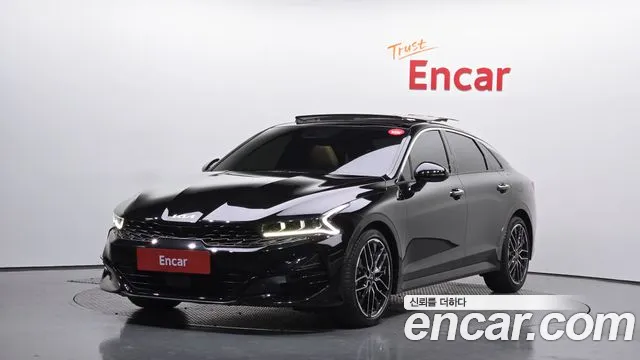 Kia K5 Signature