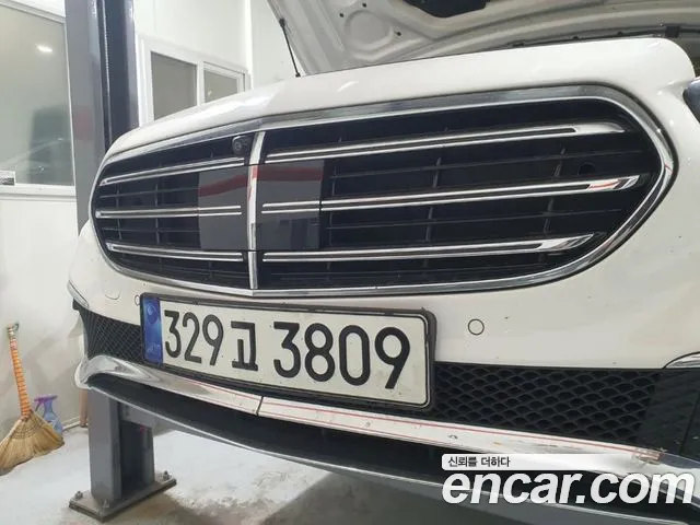 Mercedes-Benz E-class E220d 4MATIC Exclusive