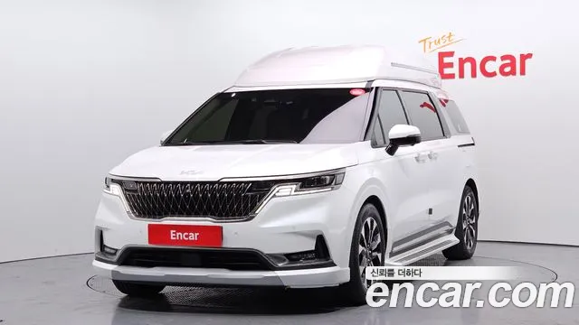 Kia Carnival Signature