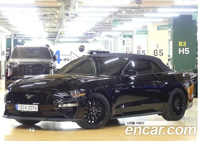 Ford Mustang GT Convertible