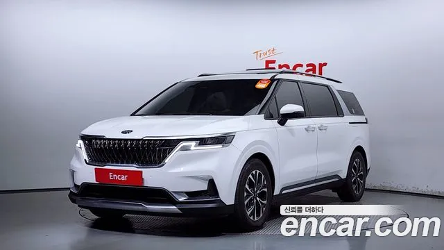 Kia Carnival 9-Seater Noblesse