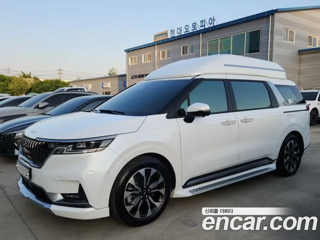 Kia Carnival Signature