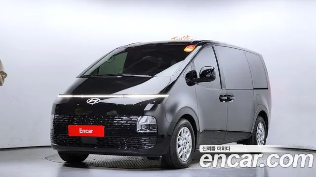 Hyundai Staria Modern
