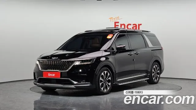 Kia Carnival 9-Seater Noblesse