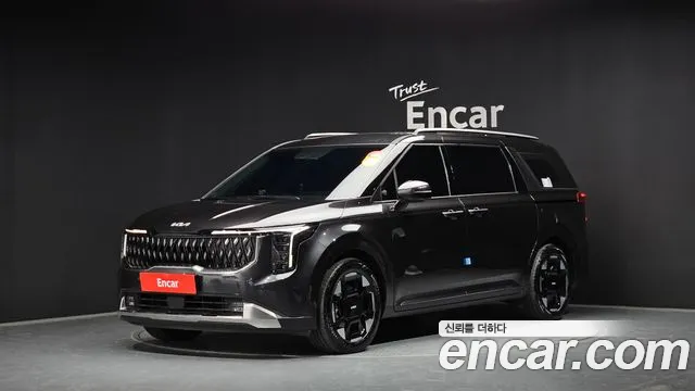 Kia Carnival Gasoline 9-Seater Noblesse