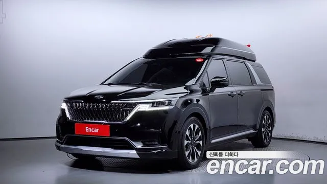 Kia Carnival Signature