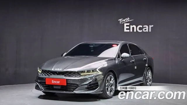 Kia K5 Signature