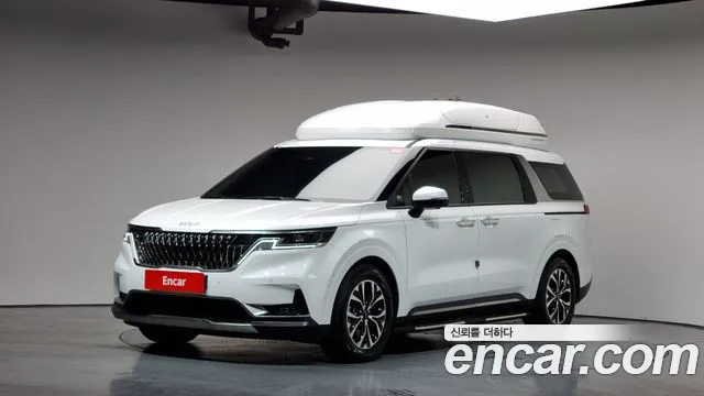Kia Carnival 9-Seater Noblesse