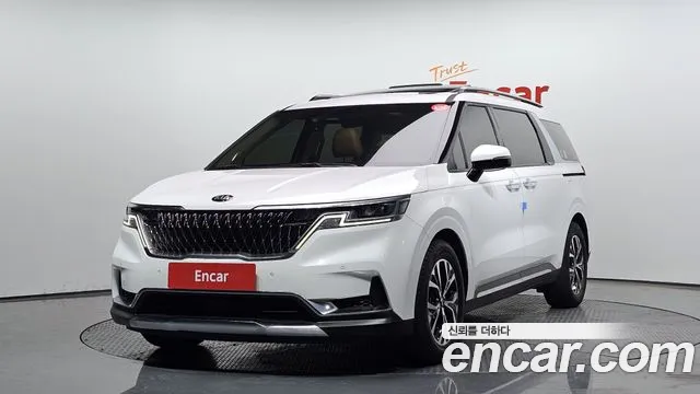 Kia Carnival 9-Seater Noblesse