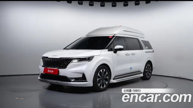 Kia Carnival Signature