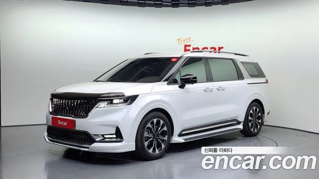 Kia Carnival 9-Seater Signature
