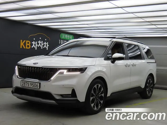Kia Carnival 9-Seater Prestige