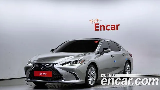 Lexus ES Luxury Plus