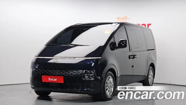 Hyundai Staria Modern