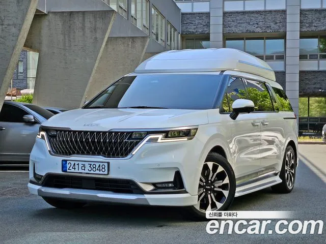 Kia Carnival Signature