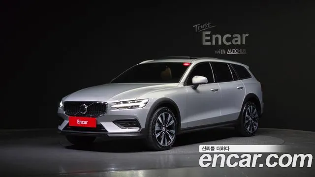Volvo V60 B5 Ultimate AWD