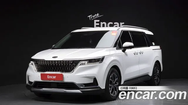 Kia Carnival 9-Seater Signature