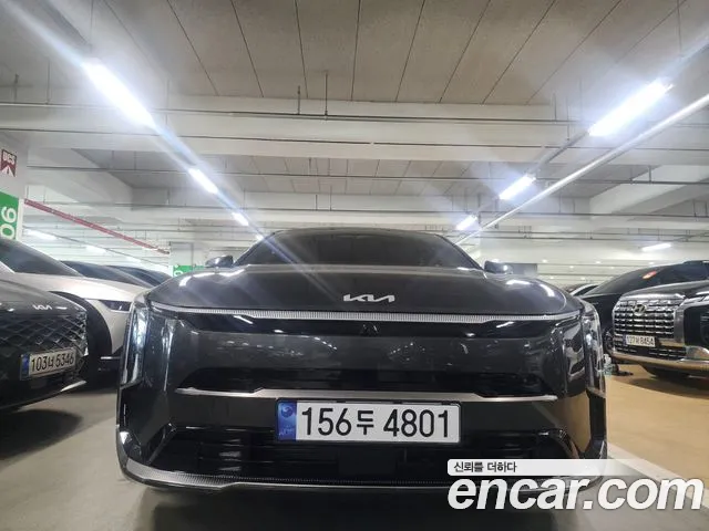 Kia K8 Signature
