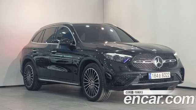 Mercedes-Benz GLC-Class GLC300 4MATIC AMG Line