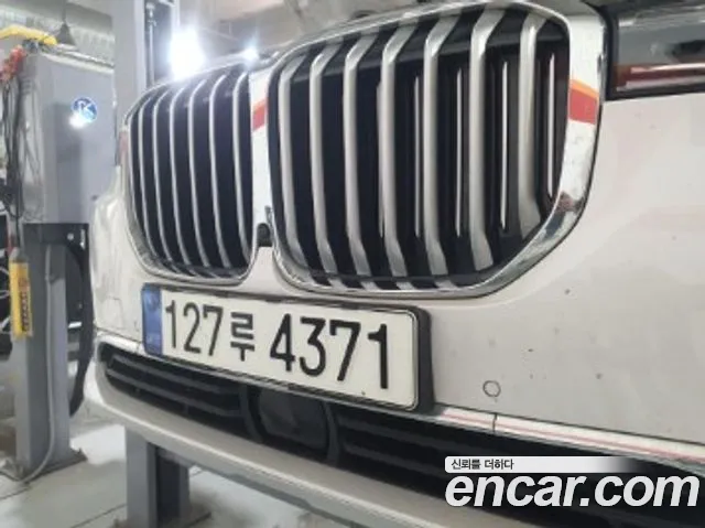 BMW X7 xDrive 40i Design Pure Excellence 7-Seater