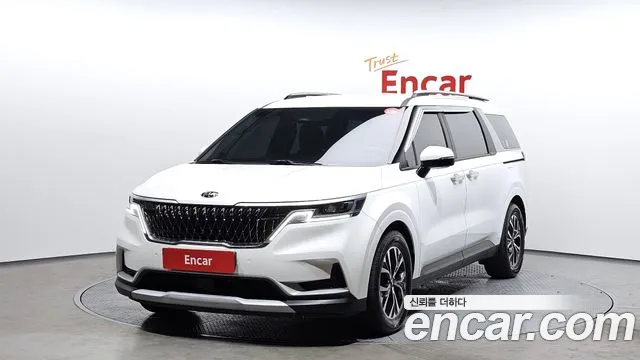 Kia Carnival 9-Seater Prestige