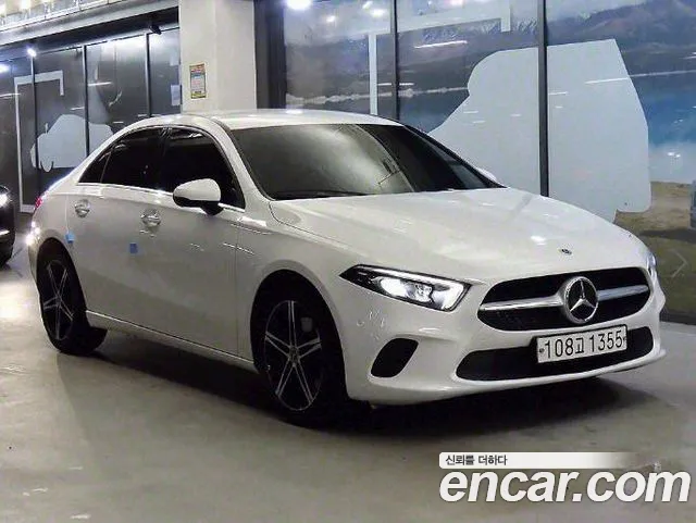 Mercedes-Benz A-Class A250 4MATIC Sedan