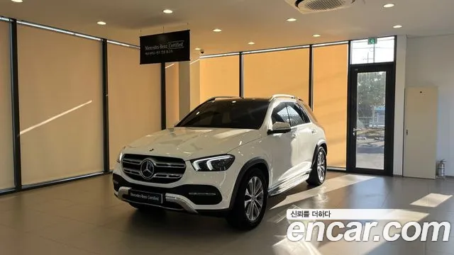 Mercedes-Benz GLE-Class GLE300d 4MATIC