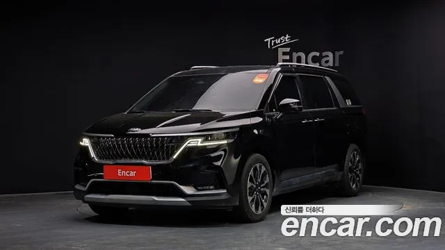 Kia Carnival 9-Seater Prestige