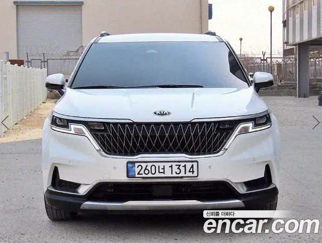 Kia Carnival 7-Seater Noblesse