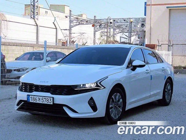 Kia K5 Trendy