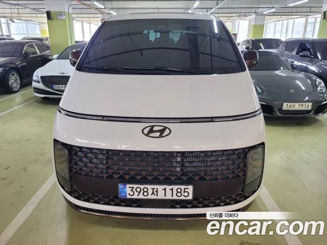 Hyundai Staria Inspiration