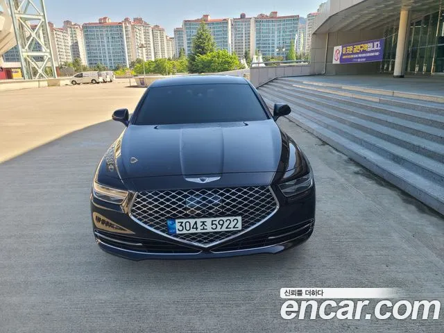 Genesis G90 Luxury