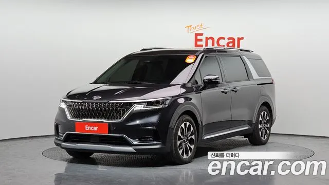 Kia Carnival 9-Seater Noblesse