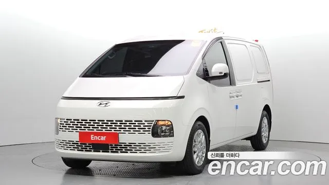 Hyundai Staria Modern