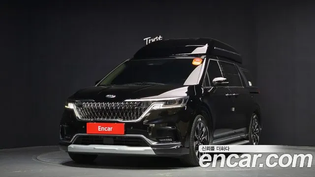 Kia Carnival Signature