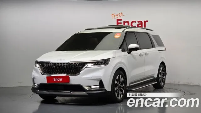 Kia Carnival Gasoline 9-Seater Signature