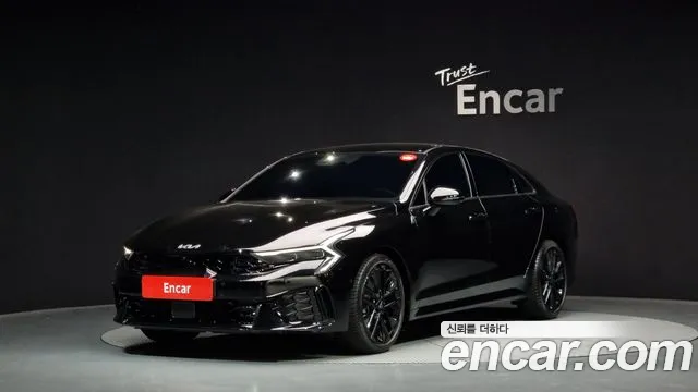 Kia K5 Signature