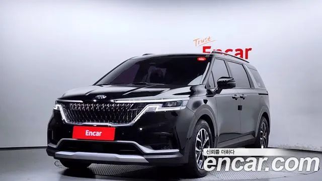 Kia Carnival 9-Seater Prestige