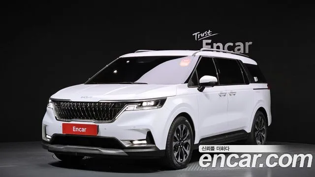 Kia Carnival 9-Seater Signature