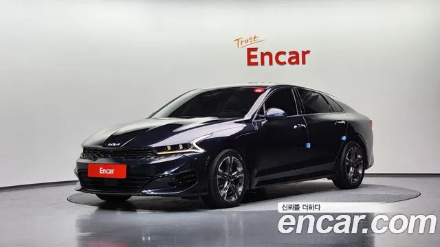 Kia K5 Signature